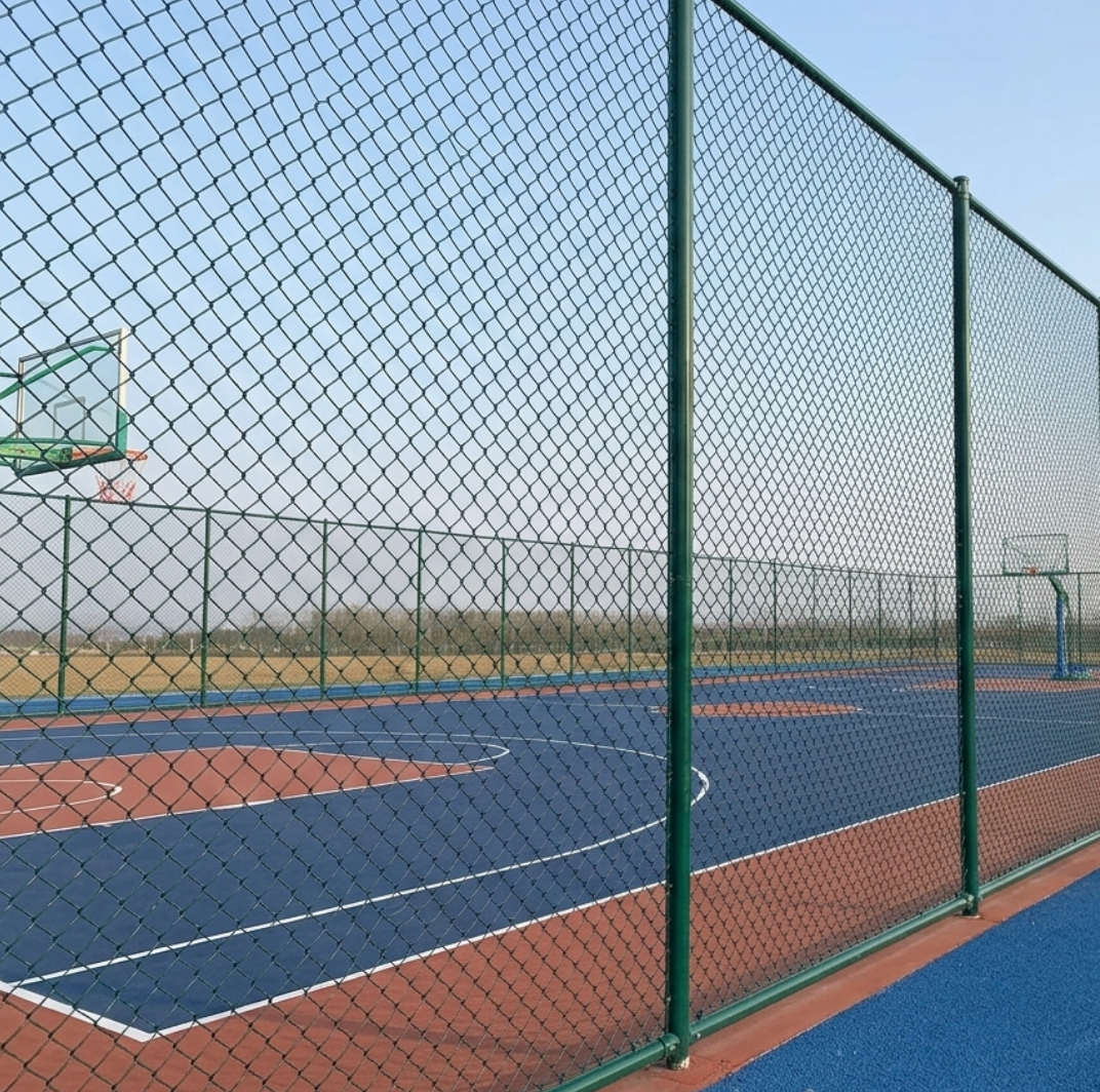 Pagar Lapangan Basket