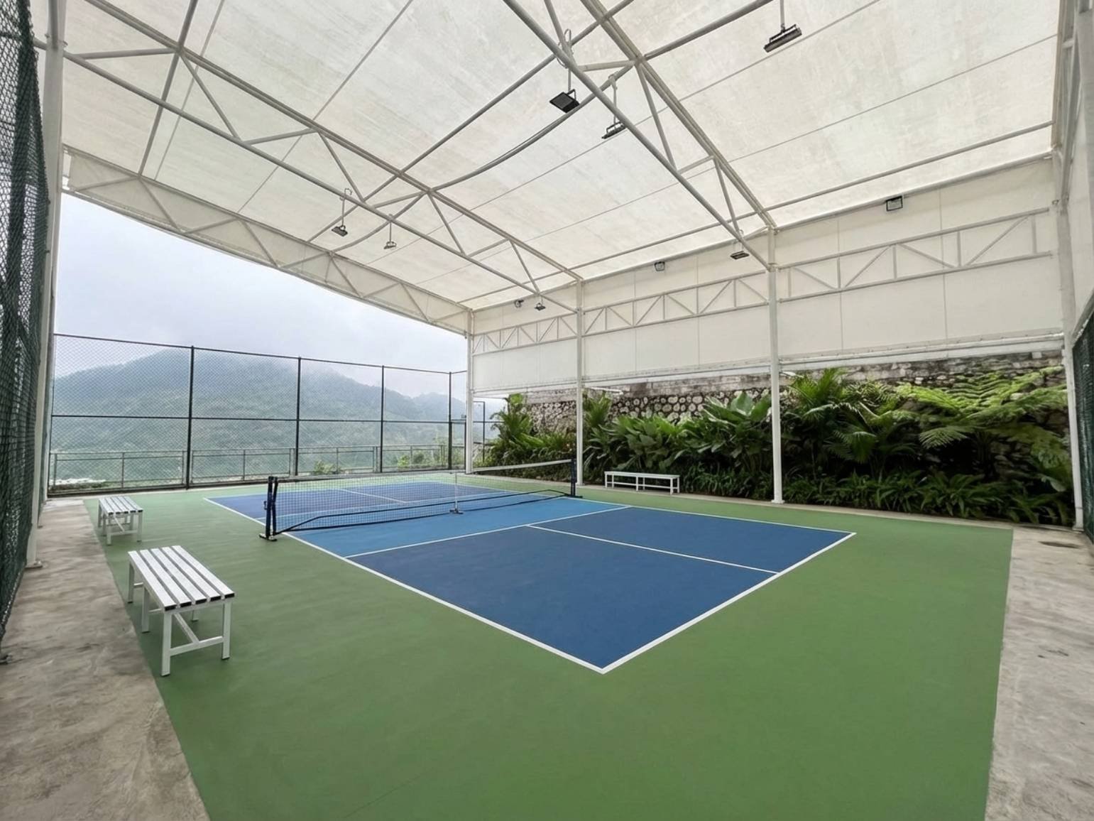 Lapangan pickleball rumah pribadi